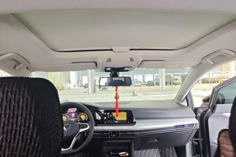 Used Volkswagen Golf 2021 280TSI DSG 30th Anniversary Edition Headliner
