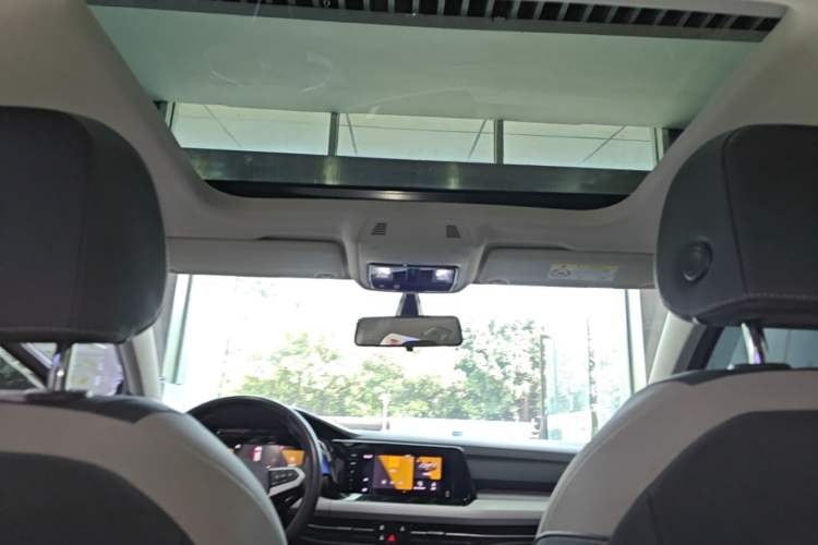 Used Volkswagen Golf 2021 200TSI DSG Pro Headliner