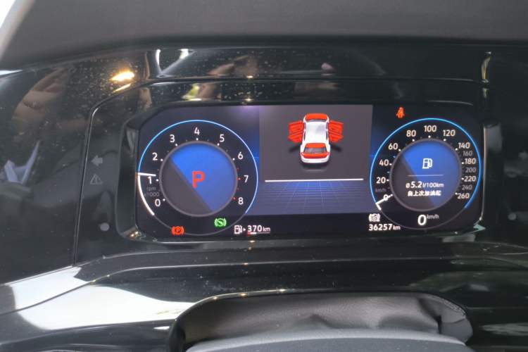 Used Volkswagen Golf 2021 280TSI DSG R-Line Instrument Cluster
