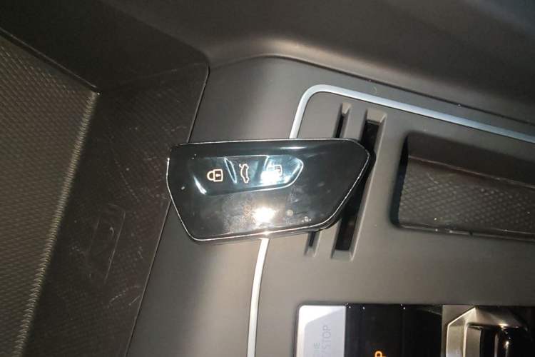 Used Volkswagen Golf 2021 280TSI DSG Pro Interior 1
