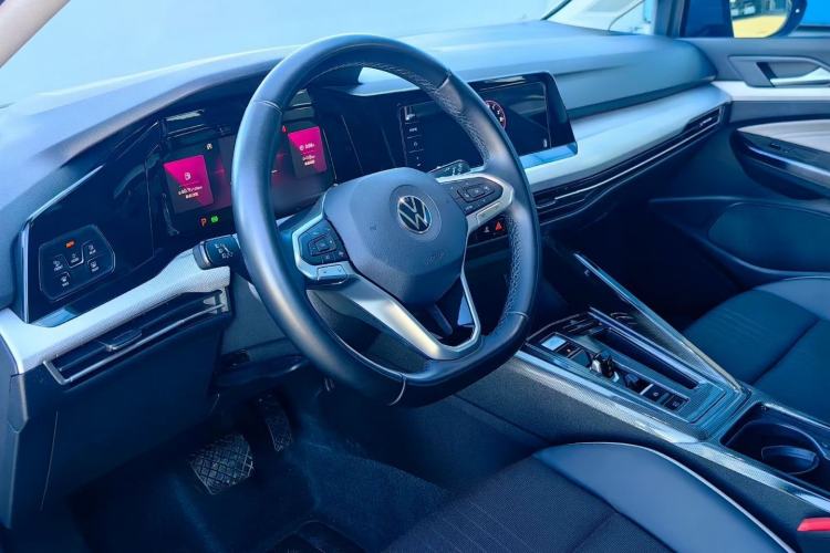 Used Volkswagen Golf 2021 280TSI DSG Pro Interior 1