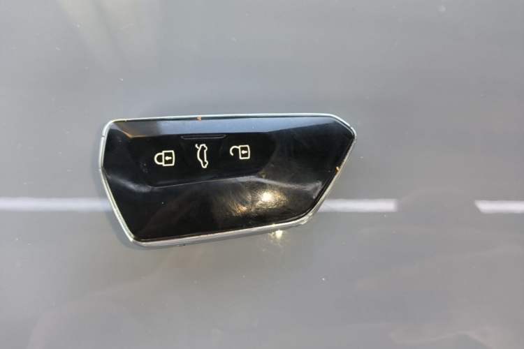 Used Volkswagen Golf 2021 280TSI DSG 30th Anniversary Edition Interior 1