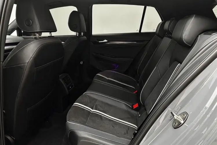 Used Volkswagen Golf 2021 280TSI DSG Pro Interior 10