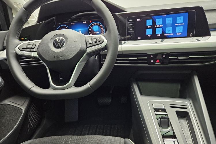 Used Volkswagen Golf 2021 280TSI DSG Pro Interior 3