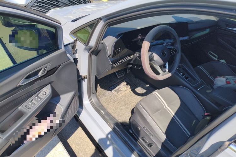Used Volkswagen Golf 2021 280TSI DSG R-Line Interior 3