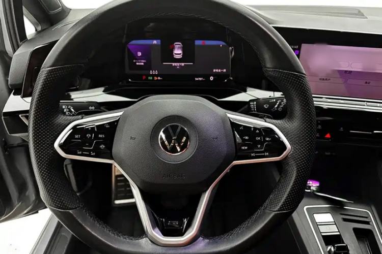 Used Volkswagen Golf 2021 280TSI DSG Pro Interior 4