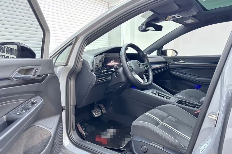 Used Volkswagen Golf 2021 280TSI DSG R-Line Interior 4