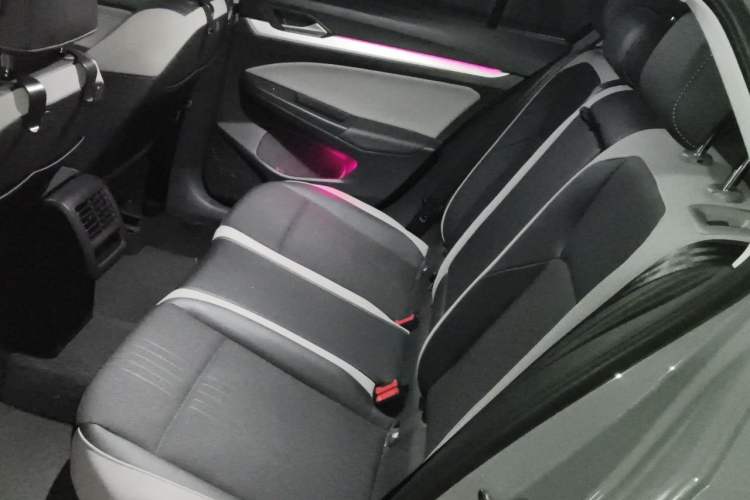 Used Volkswagen Golf 2021 280TSI DSG Pro Interior 4
