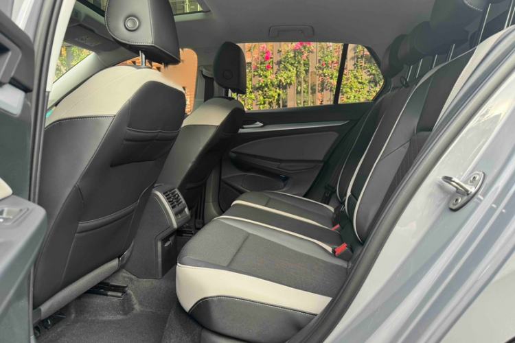 Used Volkswagen Golf 2021 280TSI DSG Pro Interior 7