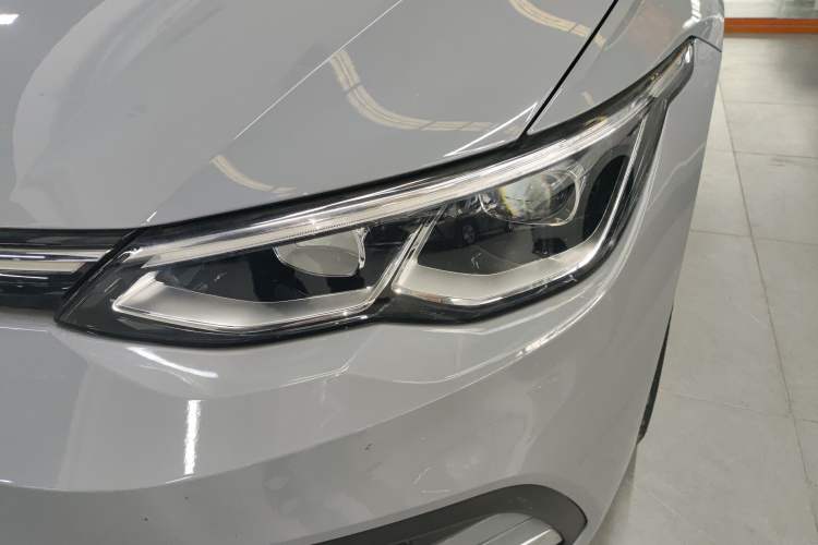 Used Volkswagen Golf 2021 280TSI DSG R-Line Left Front Headlight