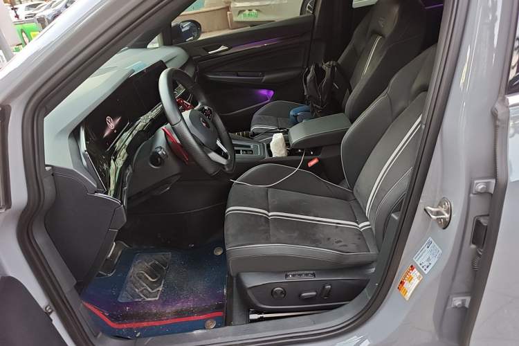 Used Volkswagen Golf 2021 280TSI DSG R-Line Left Front Seat