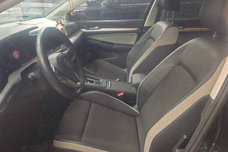 Used Volkswagen Golf 2021 280TSI DSG Pro Left Front Seat