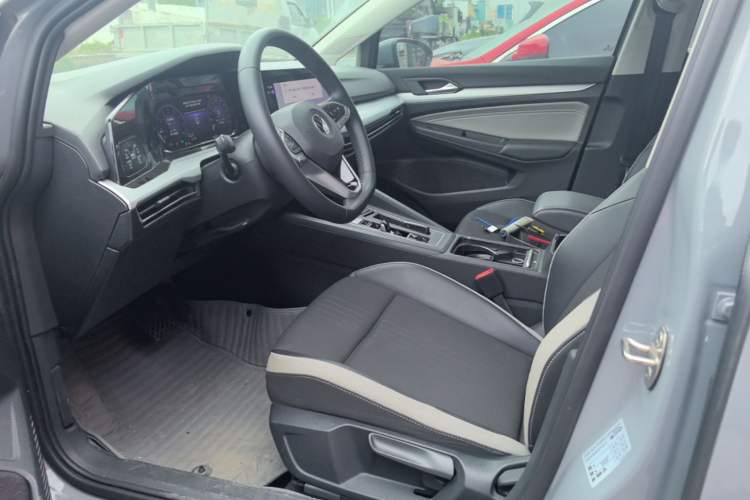 Used Volkswagen Golf 2021 280TSI DSG Pro Left Front Seat