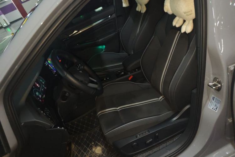 Used Volkswagen Golf 2021 280TSI DSG R-Line Left Front Seat