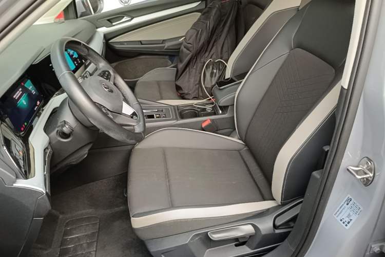 Used Volkswagen Golf 2021 280TSI DSG Pro Left Front Seat