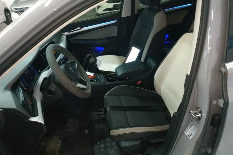 Used Volkswagen Golf 2021 280TSI DSG Pro Left Front Seat