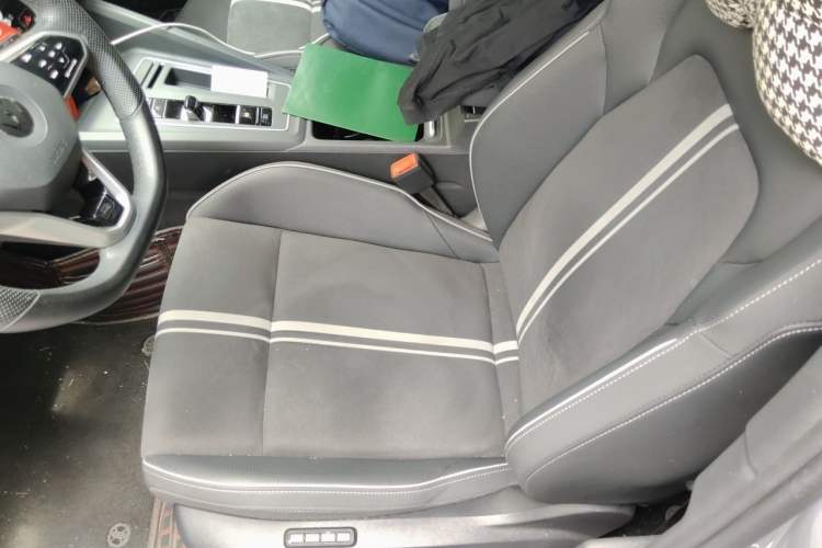 Used Volkswagen Golf 2021 280TSI DSG R-Line Left Front Seat