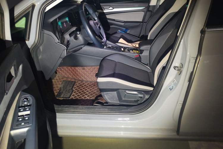 Used Volkswagen Golf 2021 280TSI DSG Pro Left Front Seat