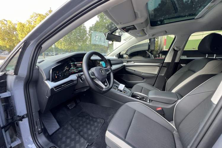 Used Volkswagen Golf 2021 200TSI DSG Pro Left Front Seat