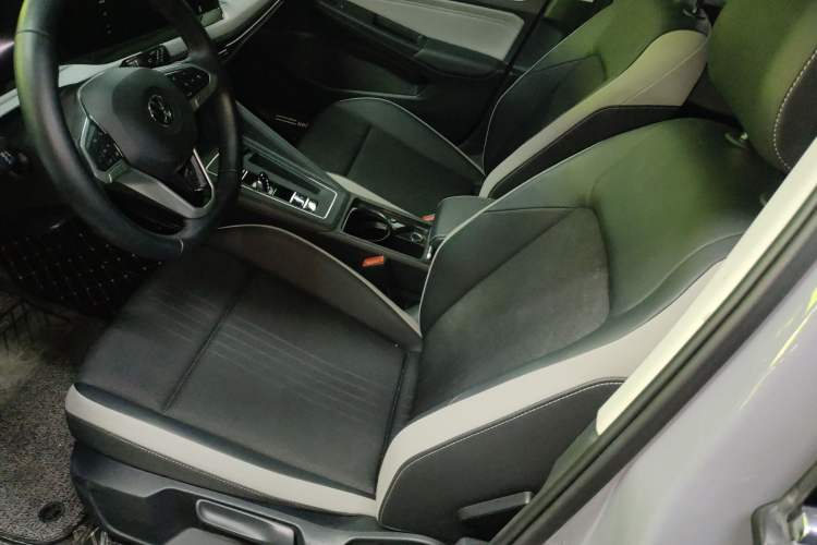 Used Volkswagen Golf 2021 280TSI DSG Pro Left Front Seat