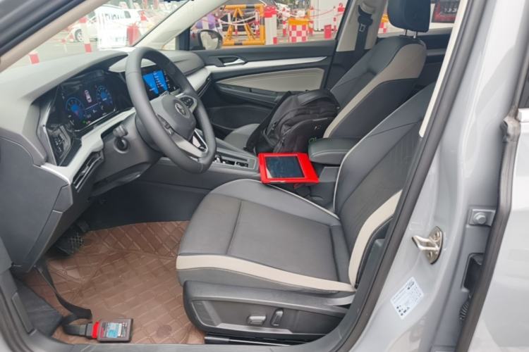 Used Volkswagen Golf 2021 280TSI DSG Pro First Edition Left Front Seat