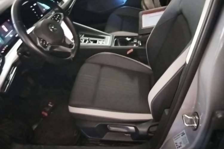 Used Volkswagen Golf 2021 280TSI DSG Pro Left Front Seat