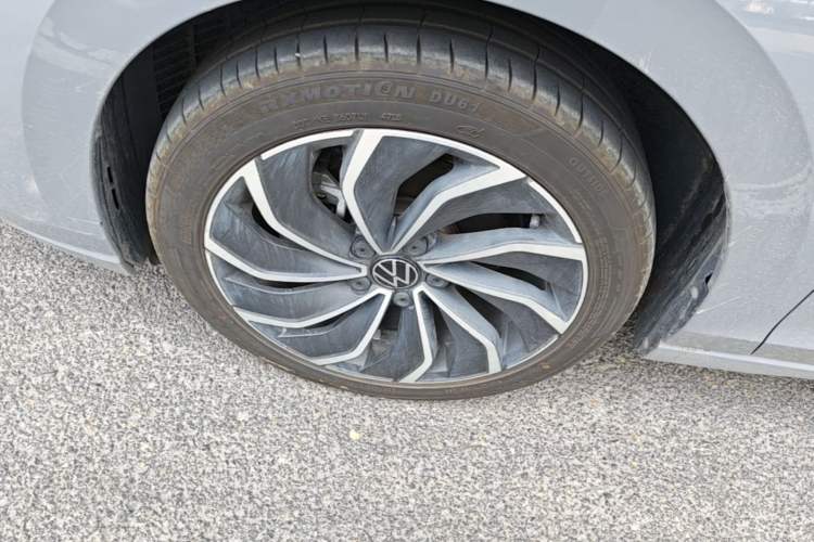 Used Volkswagen Golf 2021 280TSI DSG Pro Left Front Wheel Hub