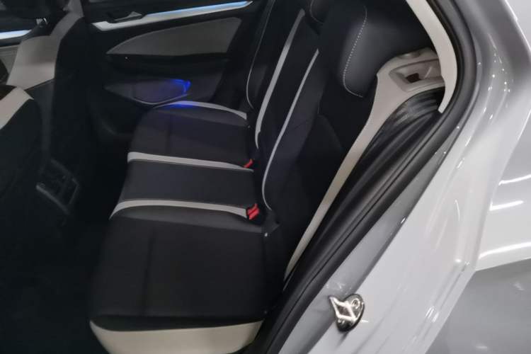 Used Volkswagen Golf 2021 280TSI DSG Pro Left Rear Seat