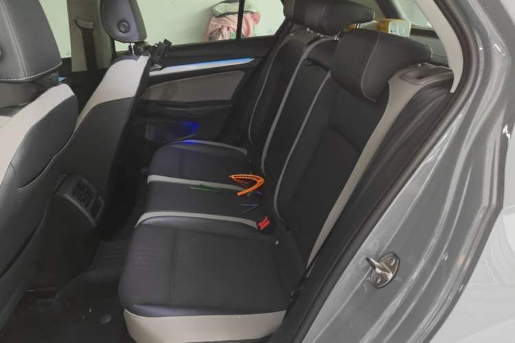 Used Volkswagen Golf 2021 280TSI DSG Pro Left Rear Seat
