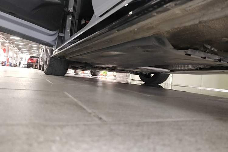 Used Volkswagen Golf 2021 280TSI DSG R-Line Left Side Sill