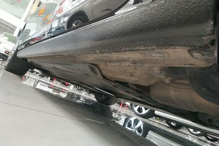 Used Volkswagen Golf 2021 280TSI DSG Pro Left Side Sill