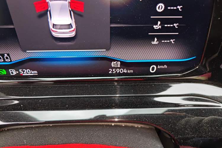 Used Volkswagen Golf 2021 280TSI DSG R-Line Odometer Close Up