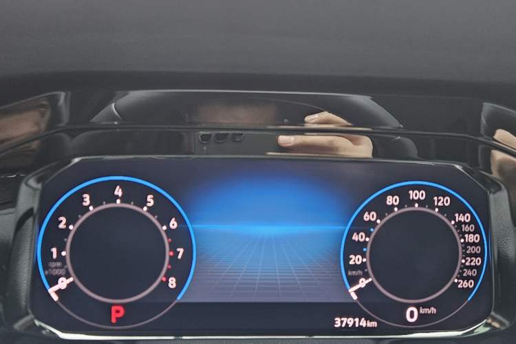 Used Volkswagen Golf 2021 280TSI DSG Pro Odometer Close Up