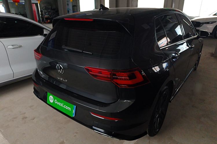 Used Volkswagen Golf 2021 280TSI DSG R-Line Rear Right 45 Deg