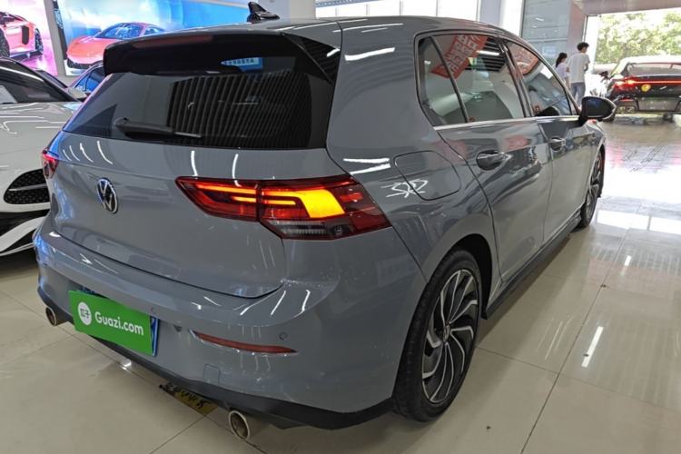 Used Volkswagen Golf 2021 200TSI DSG Pro Rear Right 45 Deg
