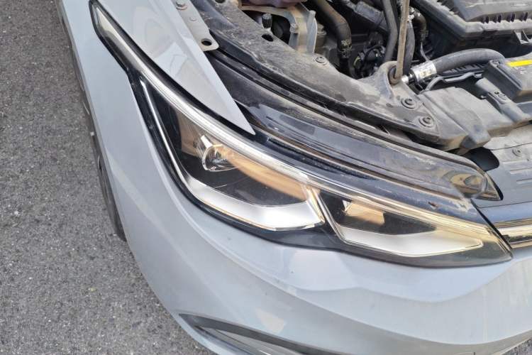Used Volkswagen Golf 2021 280TSI DSG Pro Right Front Headlight