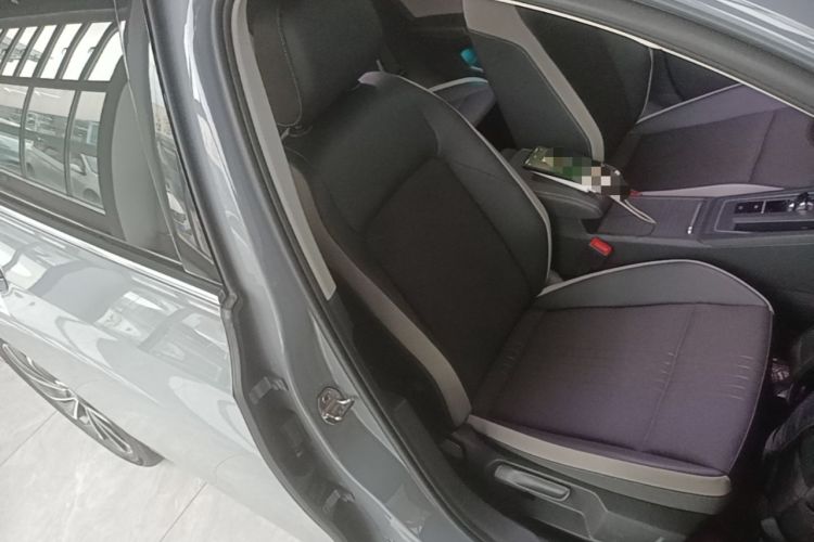 Used Volkswagen Golf 2021 280TSI DSG Pro Right Front Seat