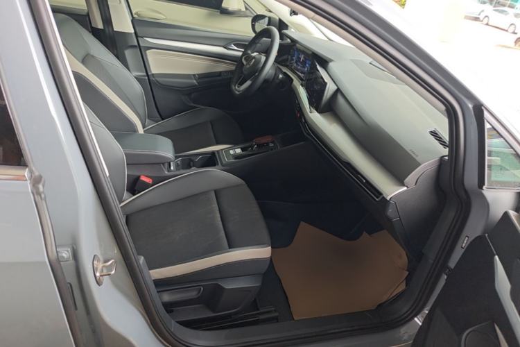 Used Volkswagen Golf 2021 280TSI DSG 30th Anniversary Edition Right Front Seat