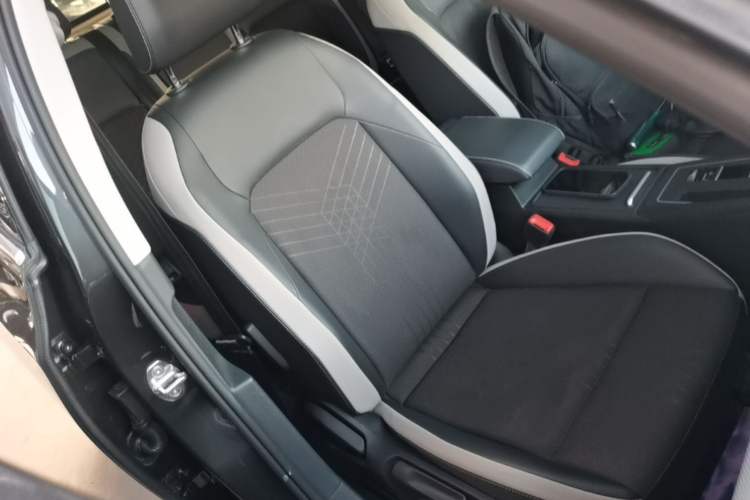 Used Volkswagen Golf 2021 280TSI DSG Pro Right Front Seat