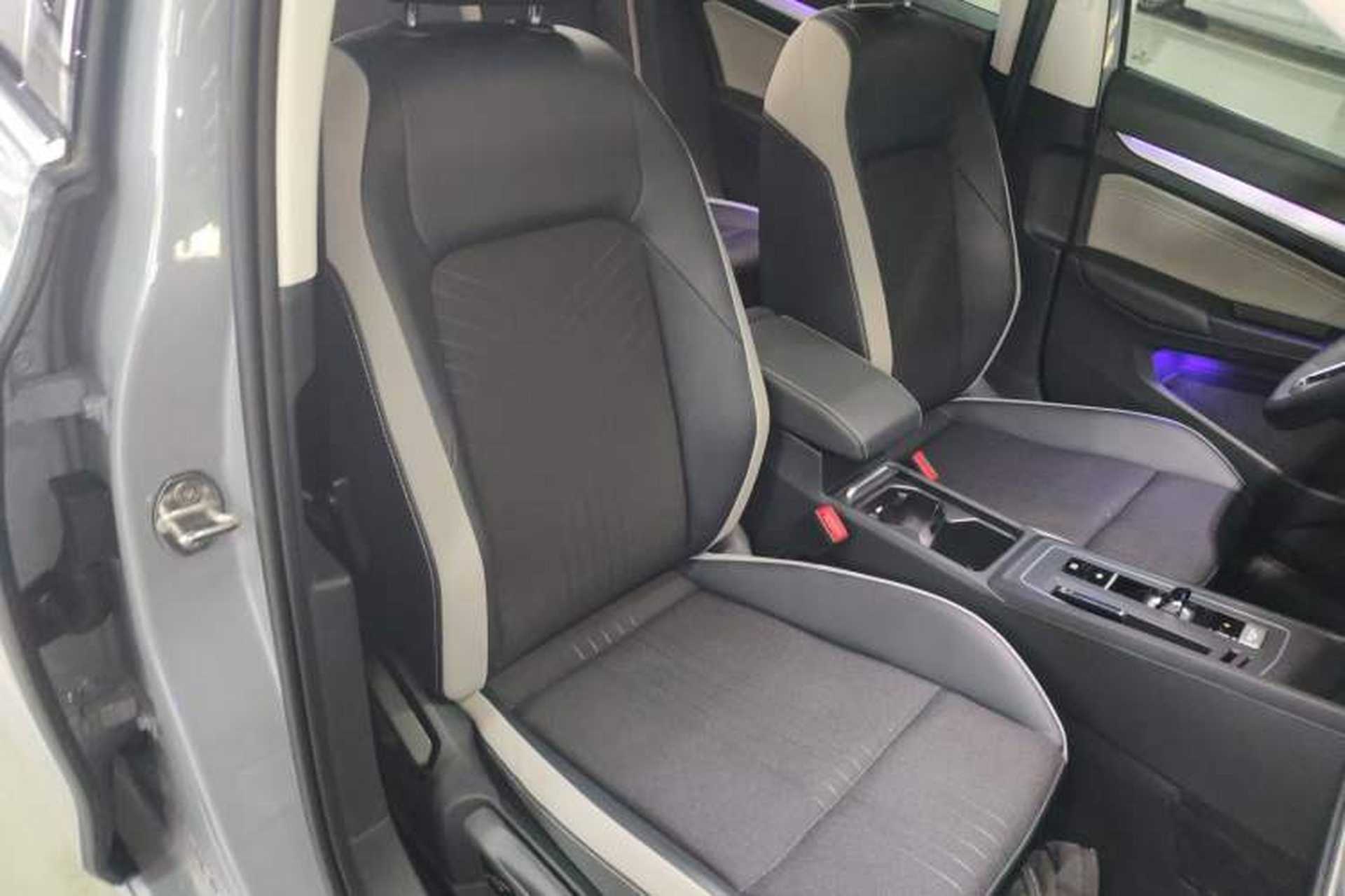 Used Volkswagen Golf 2021 280TSI DSG Pro Right Front Seat
