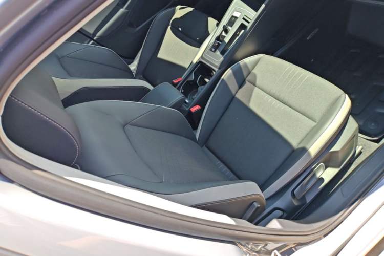 Used Volkswagen Golf 2021 280TSI DSG Pro First Edition Right Front Seat