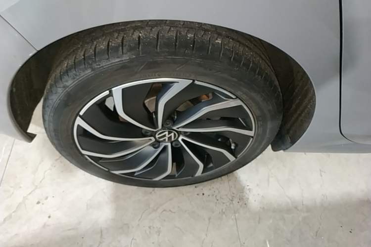 Used Volkswagen Golf 2021 280TSI DSG Pro Right Rear Wheel Hub