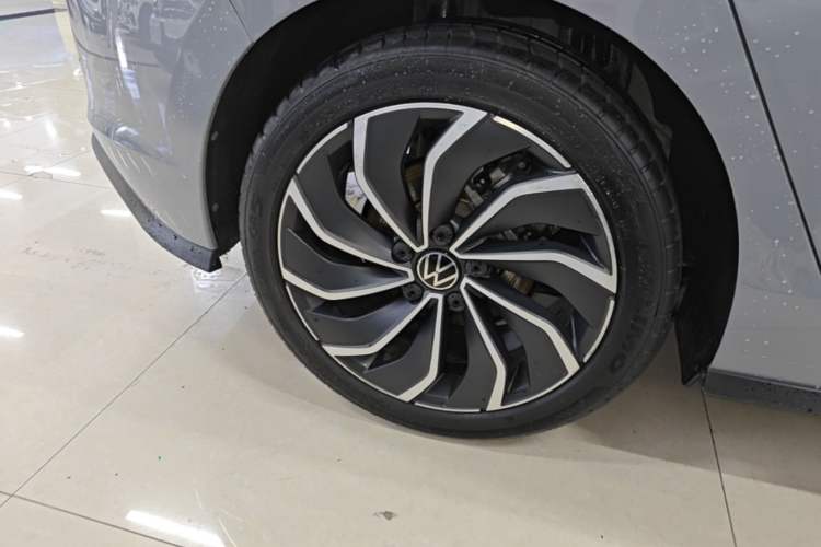 Used Volkswagen Golf 2021 200TSI DSG Pro Right Rear Wheel Hub