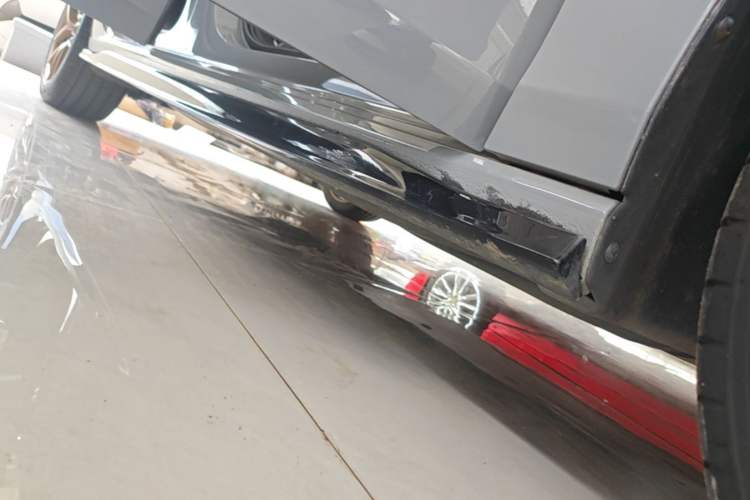Used Volkswagen Golf 2021 280TSI DSG Pro Right Side Sill