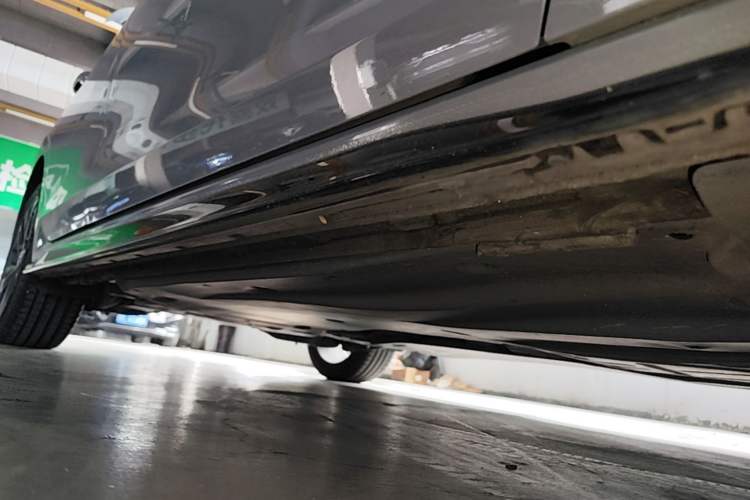 Used Volkswagen Golf 2021 280TSI DSG R-Line Right Side Sill