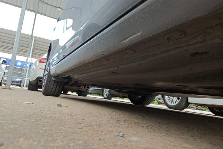 Used Volkswagen Golf 2021 280TSI DSG 30th Anniversary Edition Right Side Sill