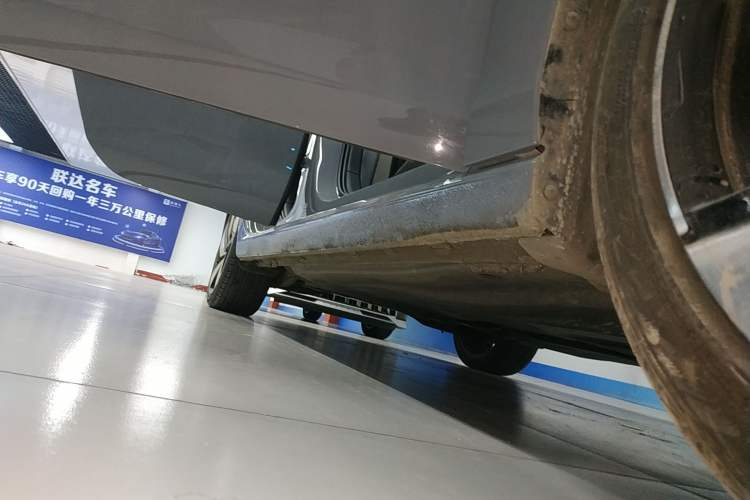 Used Volkswagen Golf 2021 280TSI DSG Pro Right Side Sill