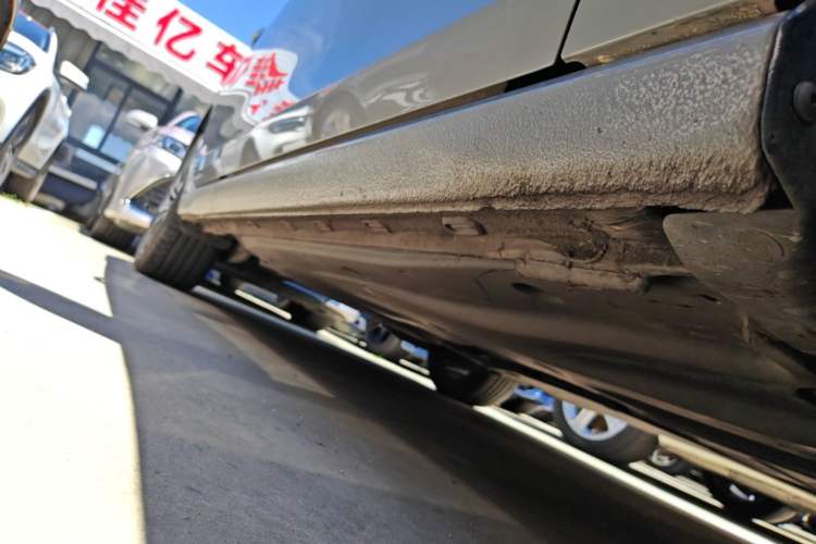 Used Volkswagen Golf 2021 280TSI DSG Pro First Edition Right Side Sill