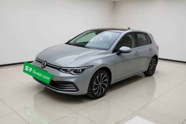 Ojetý Volkswagen Golf 2021 280TSI DSG Pro