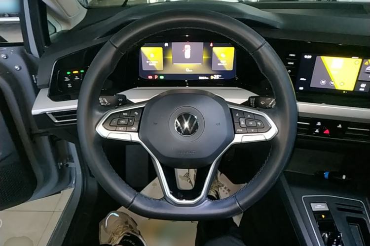 Used Volkswagen Golf 2021 280TSI DSG Pro Steering Wheel